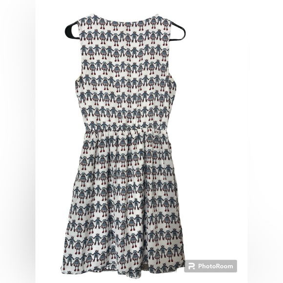 Zara dress with robot pattern - Picture 2 of 3